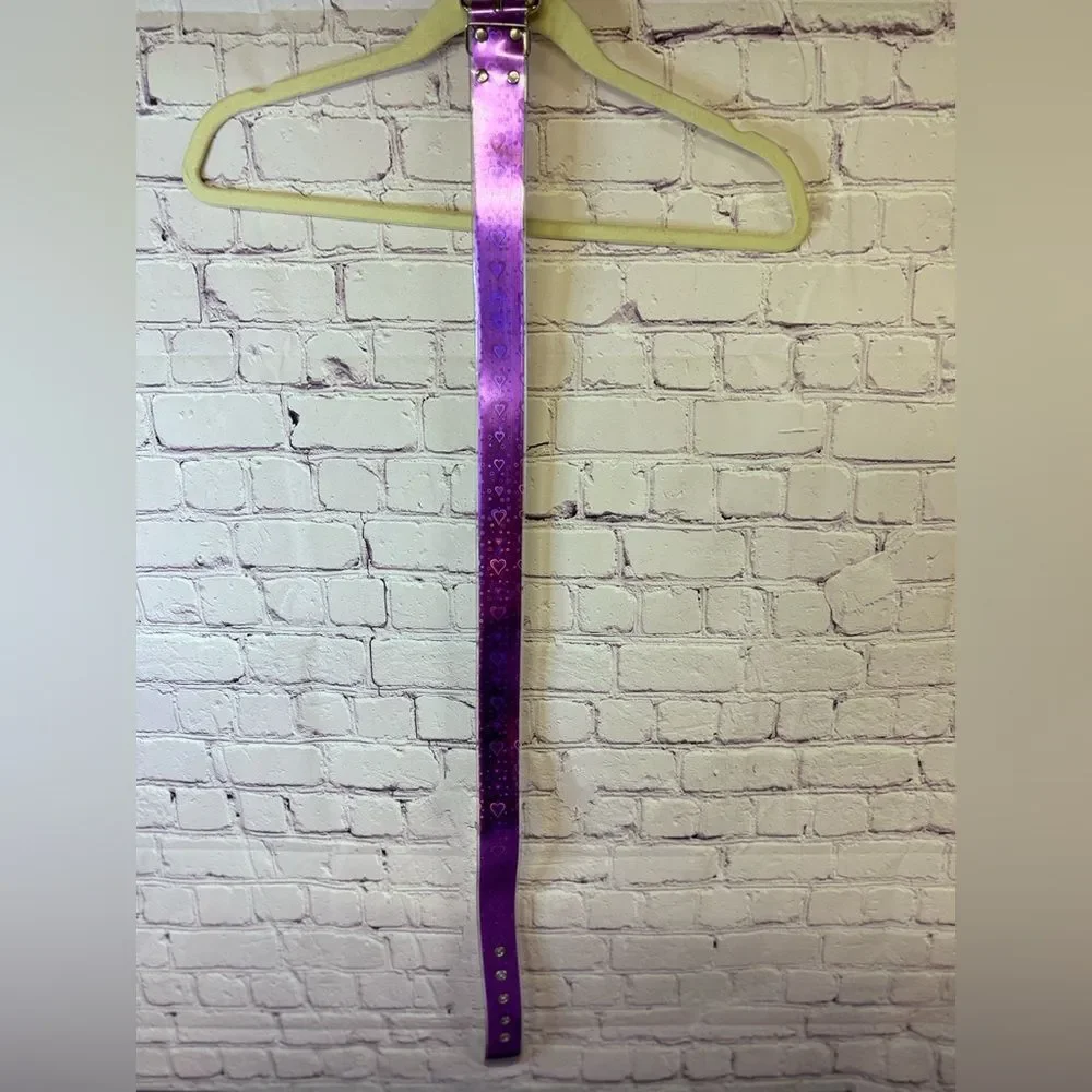 Iridescent Purple Silver Oil Slick Heart 90s Rave Club Plastic Wide Retro Belt